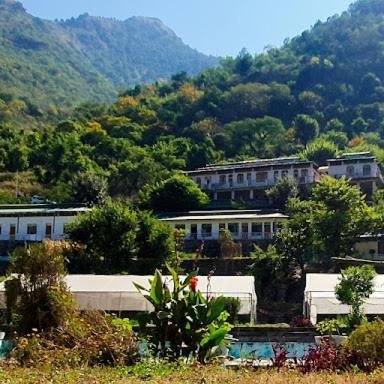Kalindi Nature Resort Lakhamandal Myani Kültér fotó