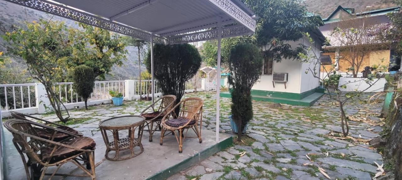 Kalindi Nature Resort Lakhamandal Myani Kültér fotó